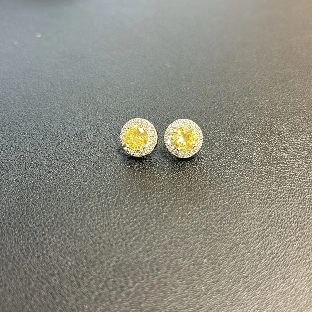 Canary yellow diamond stud earrings in Sterling Silver! - Picture 3 of 8